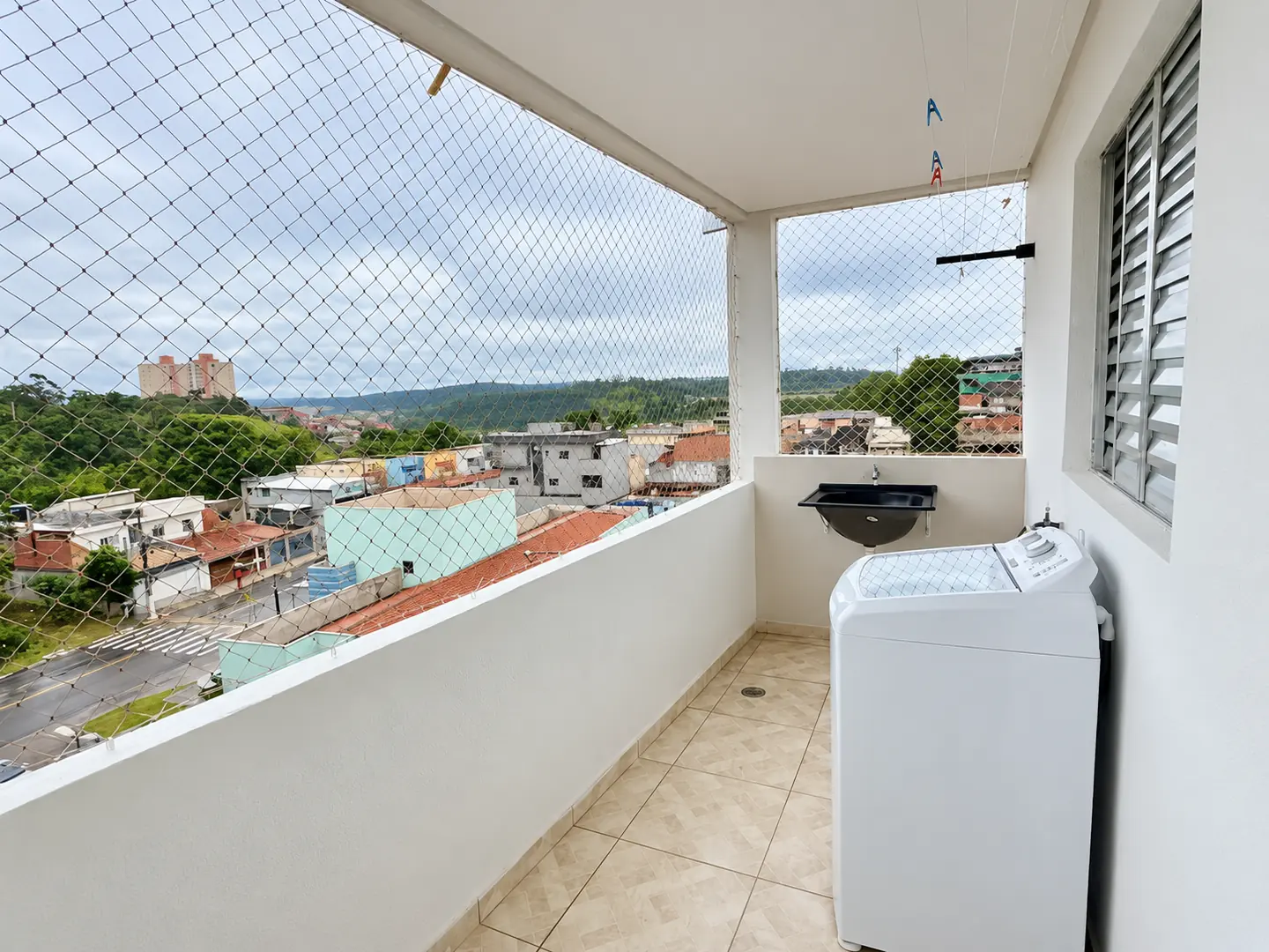 ÁREA DE SERVIÇO